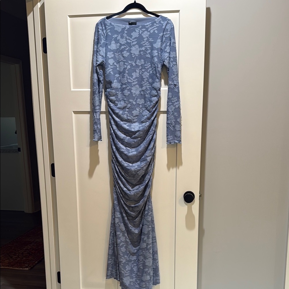 Elegant Blue Lace Maxi Dress